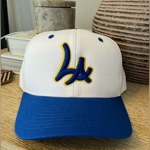 The Inglewood (shoe place LA hat)